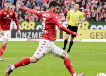 Galatasaray'ın sol bekte B planı: Aaron Martin!