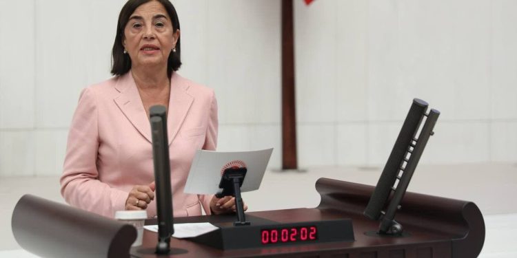 Gerçek Gündem’in “Okullarda imam protokolü” haberi Meclis gündeminde