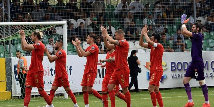 Göztepe kamp için İtalya'ya gidiyor