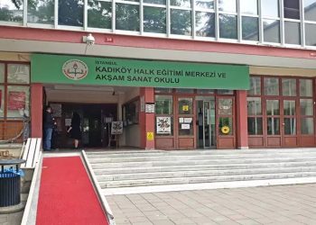 Güçlendirme nedeniyle tahliye edilmişti: Kadıköy Halk Eğitim Merkezi için Koruma Kurulu'na başvuru yapılmamış
