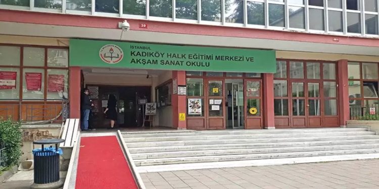 Güçlendirme nedeniyle tahliye edilmişti: Kadıköy Halk Eğitim Merkezi için Koruma Kurulu'na başvuru yapılmamış