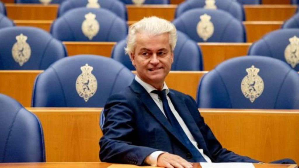 Hollanda'nın aşırı sağcı siyasetçisi Wilders'dan Erdoğan'a Türkçe soru: Göçmenleri ne zaman ülkelerine göndereceksiniz?