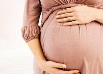Hormonal değişim altta yatan sorunu alevlendirebilir: İşte hamilelikte diş bakımı için ipuçları