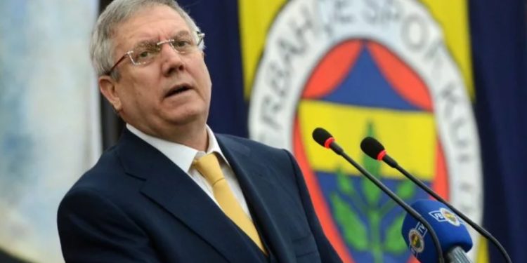 Hürriyet'in 'dönüyor' iddiasına Aziz Yıldırım'dan sert açıklama