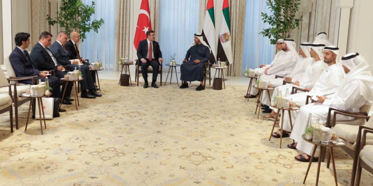 İddia: THY, Türk Telekom ve Botaş gibi kurumların satışı için analiz yapılıyor