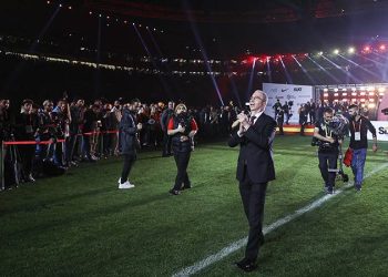 İki yıl üst üste şampiyon olamayınca paketleyip gönderiyorlar; onun için seneye de şampiyon olacağız