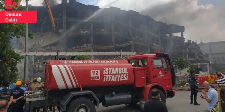İkitelli’de yanan fabrikanın ne yangın merdiveni ne de yangın söndürme sistemi var