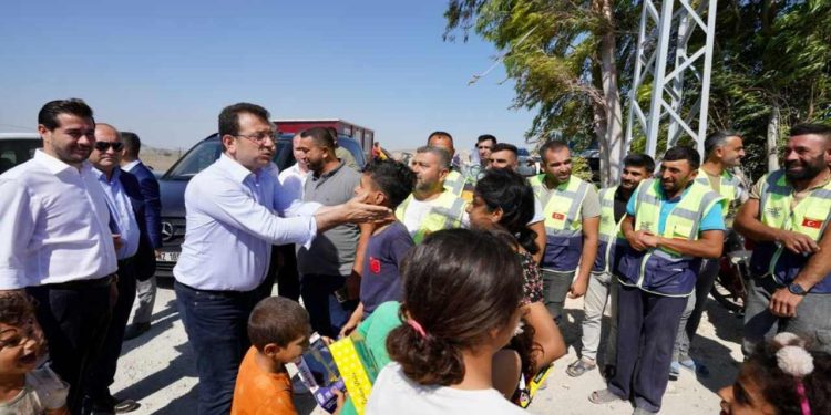 İmamoğlu'ndan Hatay'da "geçici barınma merkezi" müjdesi