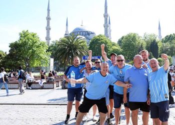 Inter ve Manchester City taraftarları İstanbul'un tarihi ve turistik mekanlarını gezdi