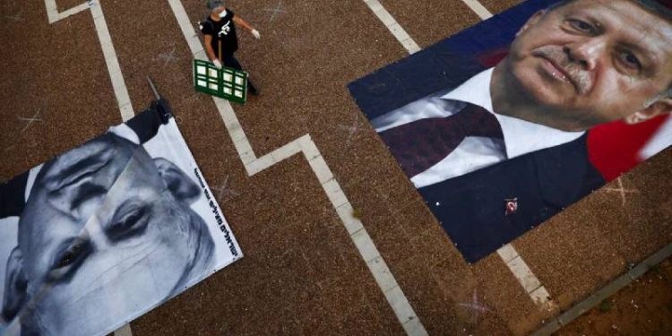 İsrail ve Türkiye'nin, ilerleyen haftalarda İsrail Başbakanı Binyamin Netanyahu'nun Türkiye'ye gelmesi için bir ziyaret planladığı ifade edildi.