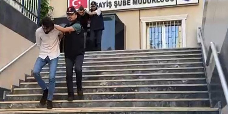 İstanbul'da 2 milyonluk vurgun: Banka bilgilerini ele geçirip ek kart çıkardılar