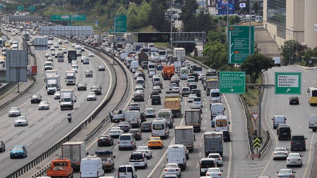 İstanbul'da tatil trafiği başladı