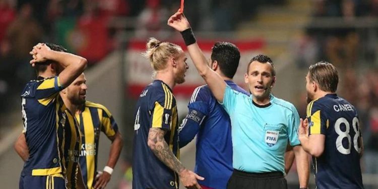 İvan Bebek emekli oldu: "Kariyerimde Braga-Fenerbahçe maçını silmek isterdim"