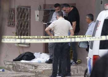 İzmir Valiliği'nden derin dondurucuda dört kişinin cesedinin bulunmasına ilişkin açıklama: Suçunu itiraf etti