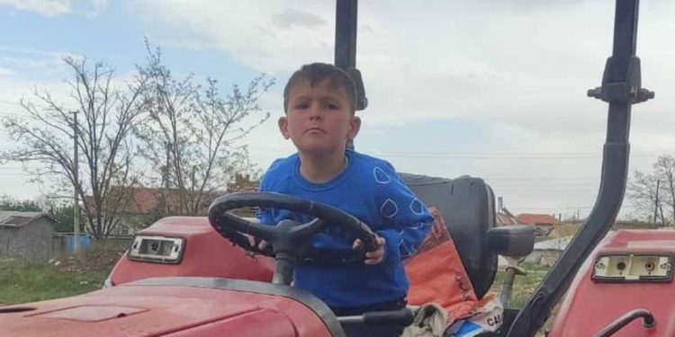 Kayıp olarak aranan 5 yaşındaki otizmli çocuk ölü bulundu