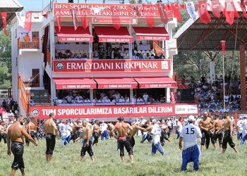 Kırkpınar'da başpehlivana 1 milyon lira ödül