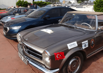 Klasik otomobiller 25. Batı Anadolu Rallisi başladı