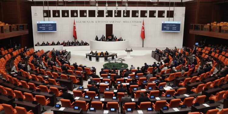 Kulis: AKP'li iki isim arasında 'Meclis Başkanlığı' çekişmesi yaşanıyor