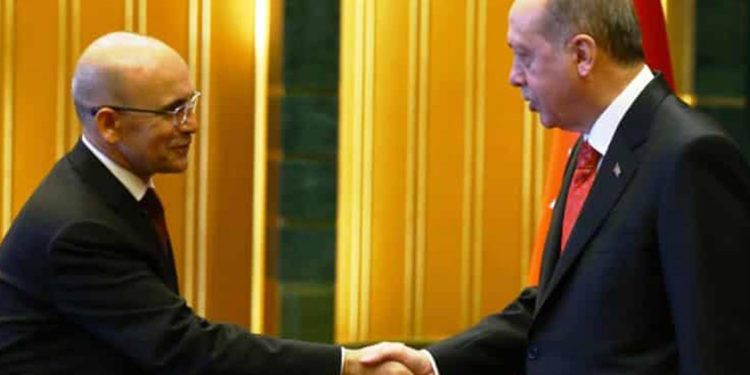 Kulis: Mehmet Şimşek, politika faizini 18 ayda yüzde 25’e çıkarmak istiyor, Erdoğan ise henüz ikna olmadı