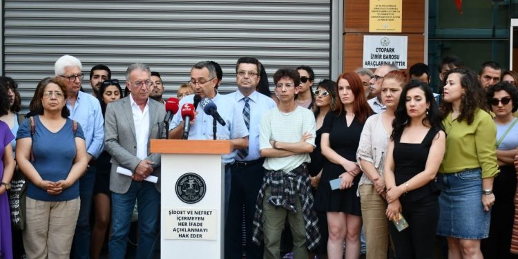 LGBTİ+'lara ve İzmir Barosuna saldırıya tepki: Haklarını savunmaya devam edeceğiz