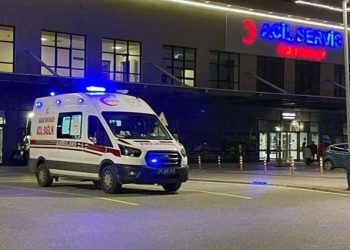 MHP'den aday olan Doç. Dr. Ayas Eskişehir'de silahlı saldırıya uğradı