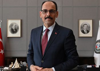 MİT Başkanı İbrahim Kalın’dan makam odasından ilk fotoğraf