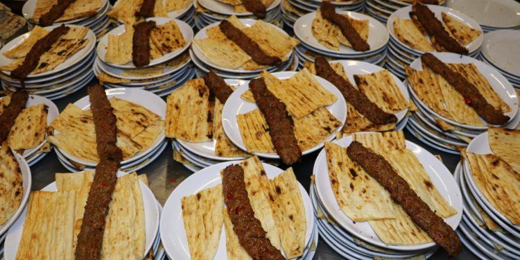 "Mangalda eti fazla pişirmek kansere neden olabilir"