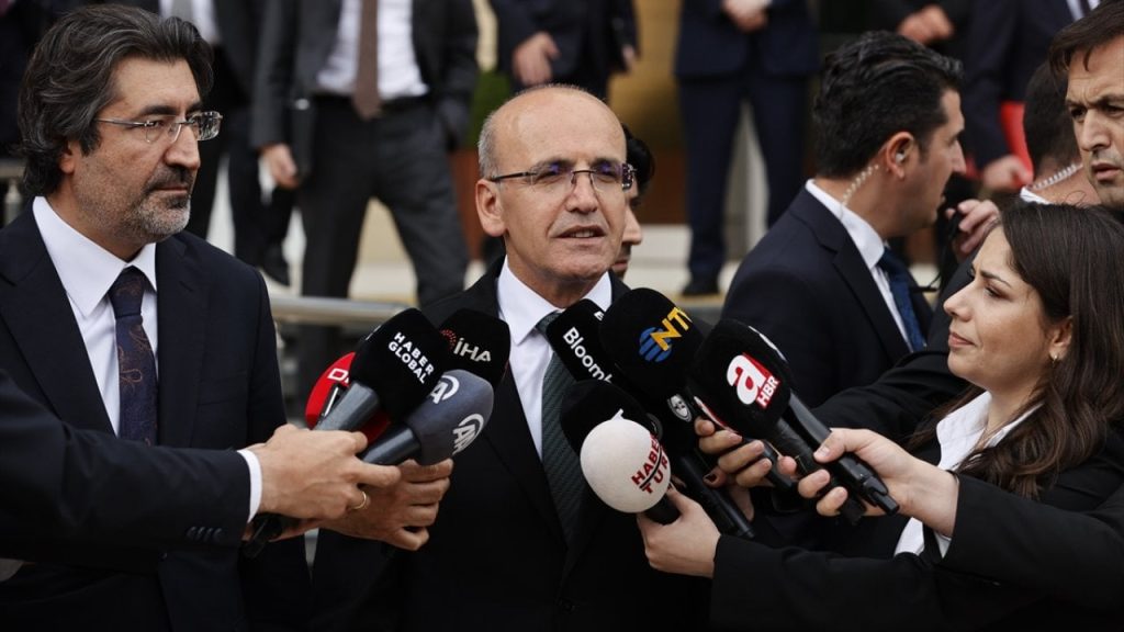 Mehmet Şimşek'e yerel seçim freni: 'Keşke yarın olsa'