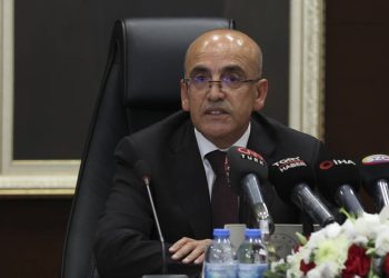 Mehmet Şimşek'in 'rasyonel zemine dönme' mesajı ne anlama geliyor? Prof. Dr. Aziz Çelik anlattı