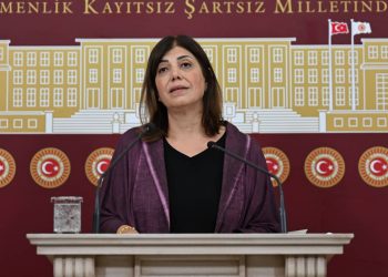 Meral Danış Beştaş’tan Merkez Bankası’nın faiz artırımına tepki: Pazarlanmak istenen safsatanın çöktüğünün itirafı