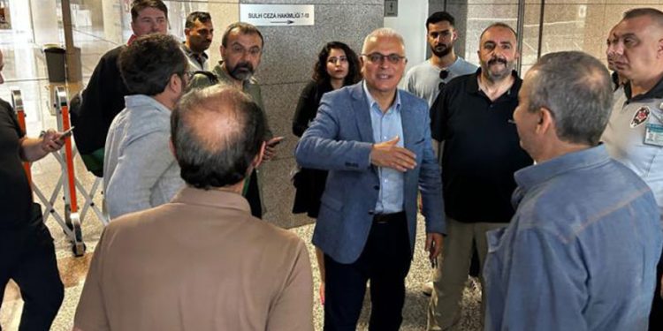 Merdan Yanardağ, ‘terör örgütü propagandası yapmak’ suçlamasıyla tutuklandı