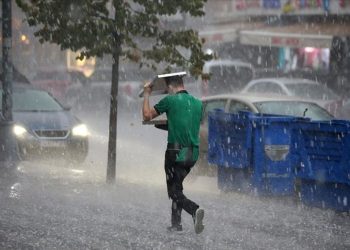 Meteoroloji uyardı: İstanbul'da sağanak bekleniyor