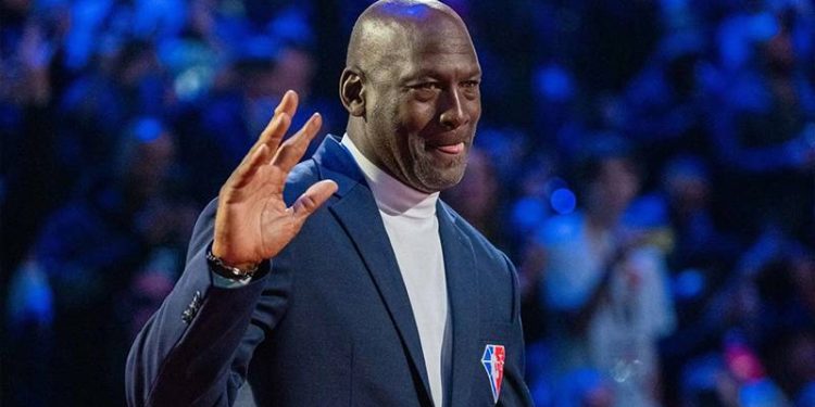 Michael Jordan, Charlotte Hornets'ı satıyor!