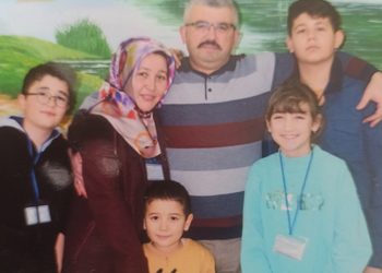 “Muhtar annemi kandırıp ‘Kızım ve damadım FETÖ’cü’ yazan kağıda parmak bastırmış, evimizi polis bastı”