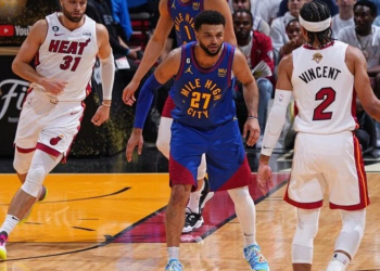 Nuggets, Heat'i farklı yendi