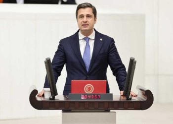 Okullara imam gönderilmesi Meclis gündeminde: 'Bilimsellikten tamamen uzak'