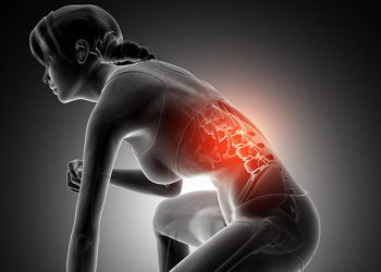 Omurga değişimleri ihmal edilmemeli: Skolyoz teşhisi için çocuğunuzu yakından gözlemleyin