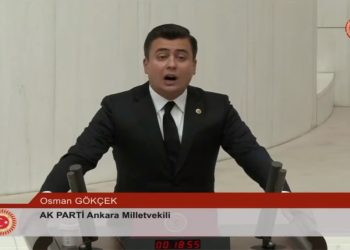 Osman Gökçek milletvekili yeminini yanlış okudu, Bahçeli tekrarlattı