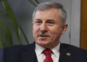 Özdağ: AK Parti bize biraz fazla vekil verirse biz üç grup kurarız