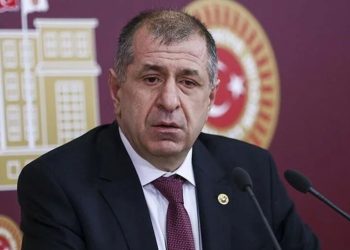 Özdağ'dan tepki: "Camileri AK Parti’nin arka bahçesi haline getirdiniz, cumaya giden sayısı azaldı"