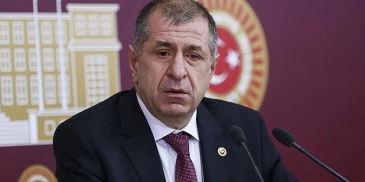 Özdağ'dan tepki: "Camileri AK Parti’nin arka bahçesi haline getirdiniz, cumaya giden sayısı azaldı"