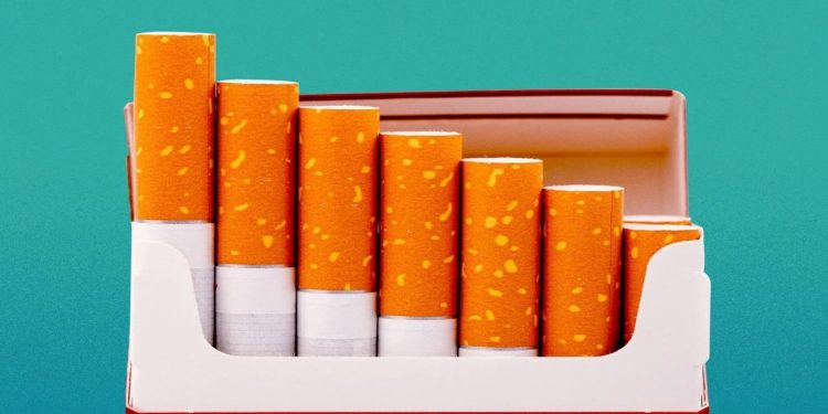 Philip Morris grubu sigaralara 5 TL zam