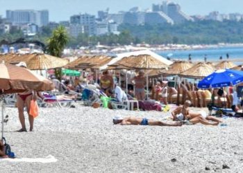 Profesör Ömer Özkan: Haftada 3-4 cilt kanseri vakası görüyoruz