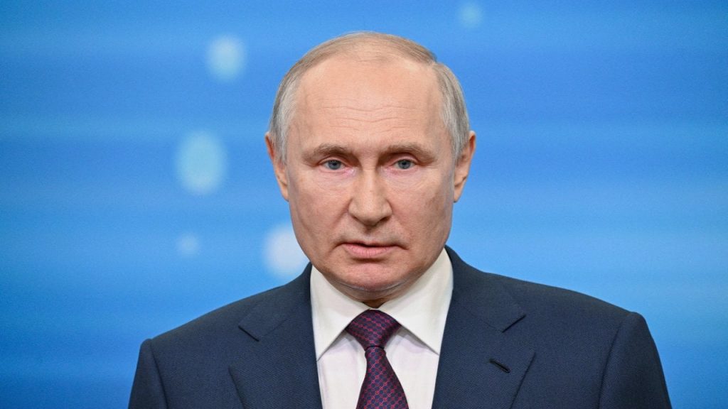 Putin 'karşı saldırı başladı' dedi, Ukrayna Bahmut'ta ilerlediğini öne sürdü