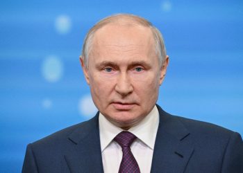 Putin 'karşı saldırı başladı' dedi, Ukrayna Bahmut'ta ilerlediğini öne sürdü