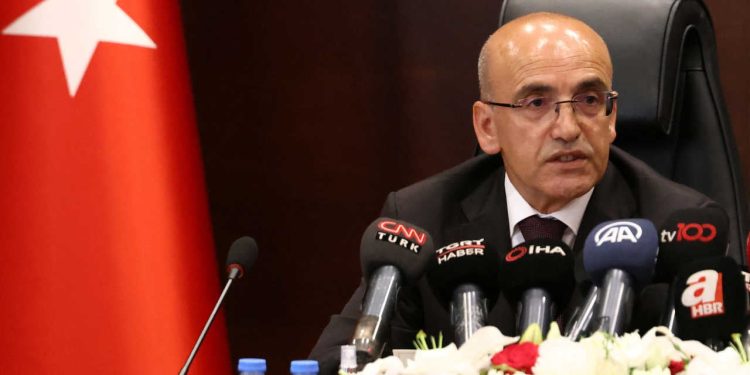 Reuters: Mehmet Şimşek’e rağmen TL'deki değer kaybı devam ediyor