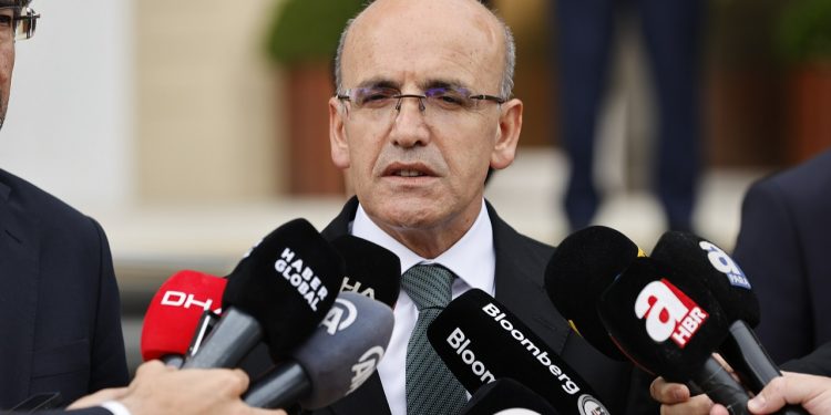 'Sabır' istiyormuş: Mehmet Şimşek 'keşke yerel seçimler yarın olup bitseydi' diye yakınmış