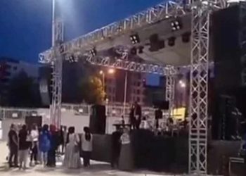 Şanlıurfa'da konser verecek olan Yavuz Bingöl, ‘istediği kalabalığı’ bulamayınca sahneden indi