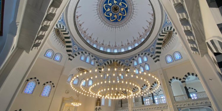 TOKİ’den Diyanet Vakfı’na 239 milyon liralık cami ihalesi