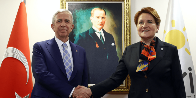 Tanju Özcan'dan iddia: 'Yavaş önce Meral Akşener’in adaylık teklifini kabul etti, Akşener masadan kalktı'